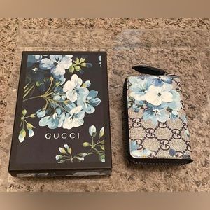 Gucci Floral Zip Wallet